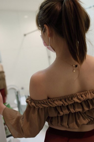 中欧体育平台：巨大误判！中甲裁判竟用白纸测量越位 西媒：天大的笑话！